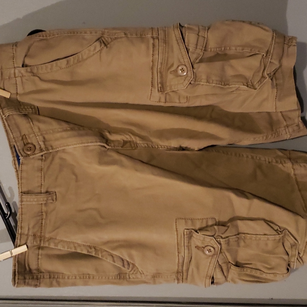 ARIZONA JEAN CO CARGO FLEX CLASSIC FIT SHORTS 3 PAIRS
